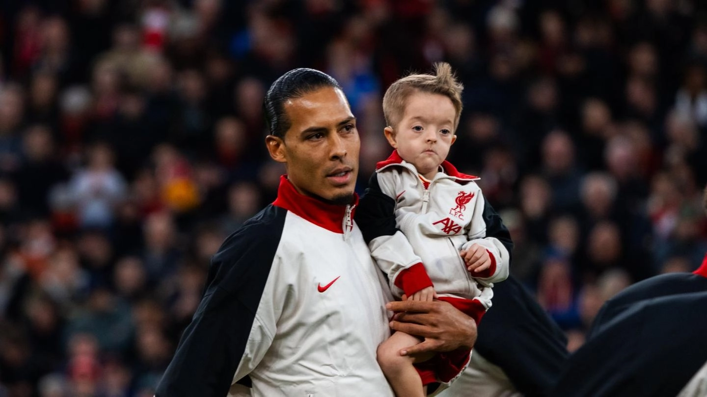 Isaac Kearney and Virgil VanDijk