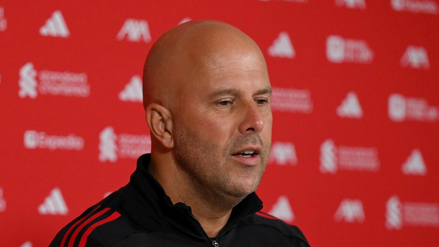 Arne slot press ahead of Sunderland match