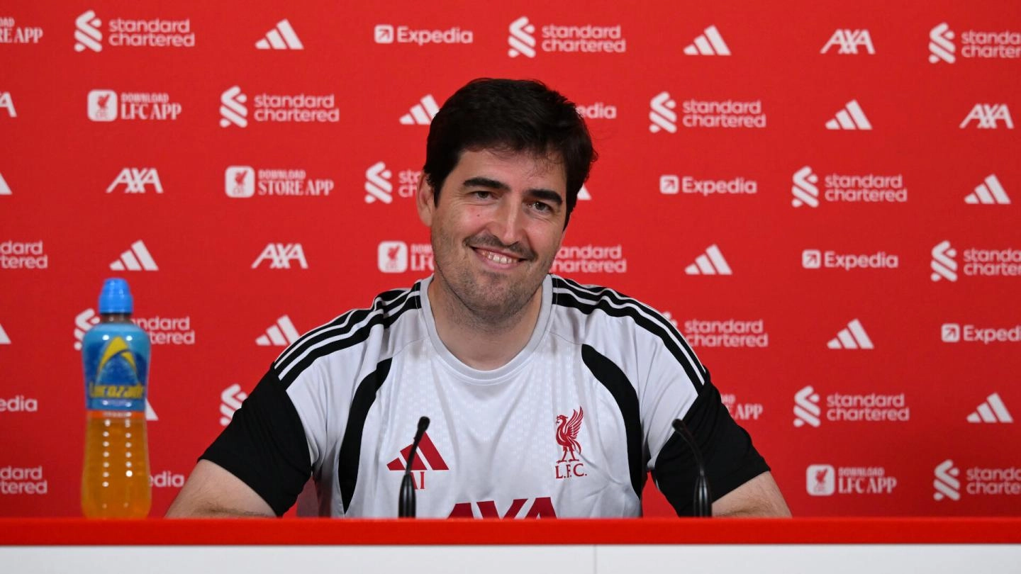Andoni Iraola First Press
